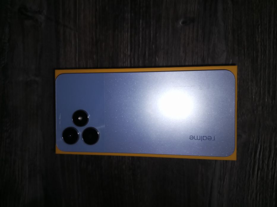 Продам телефон Realme note50