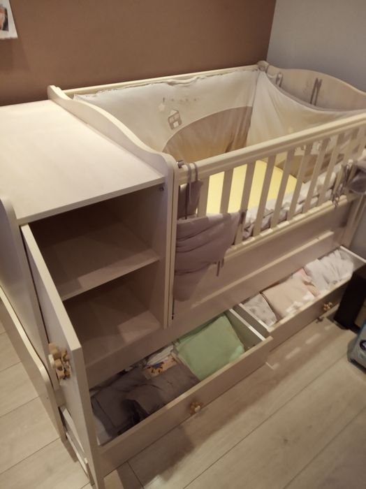 Кошара трансформираща се в детско легло