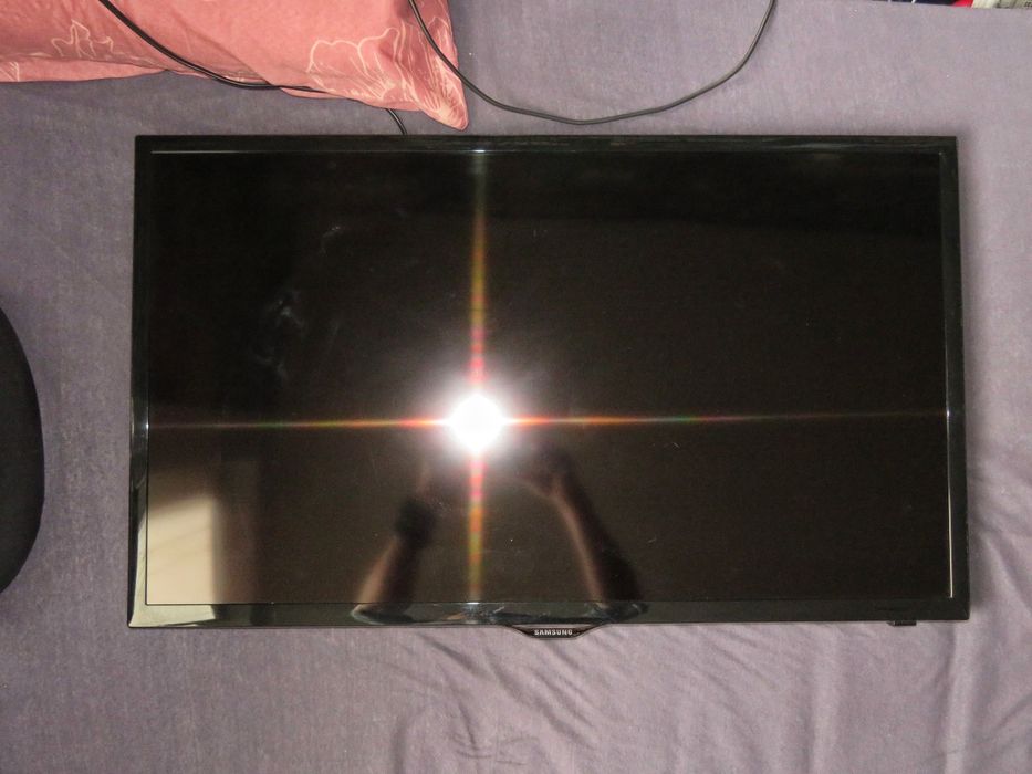 Samsung UE32F5000AW за части !