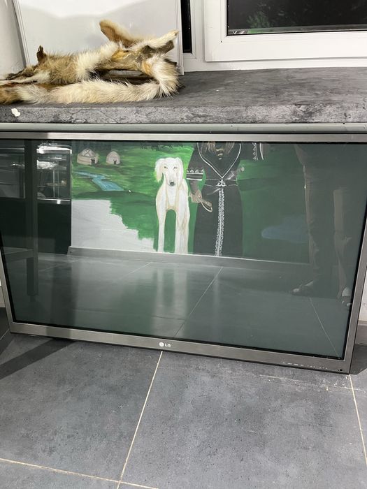 Телевизор LG б/у.