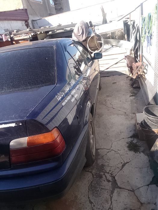 Разбор БМВ е36 по запчастям есть все