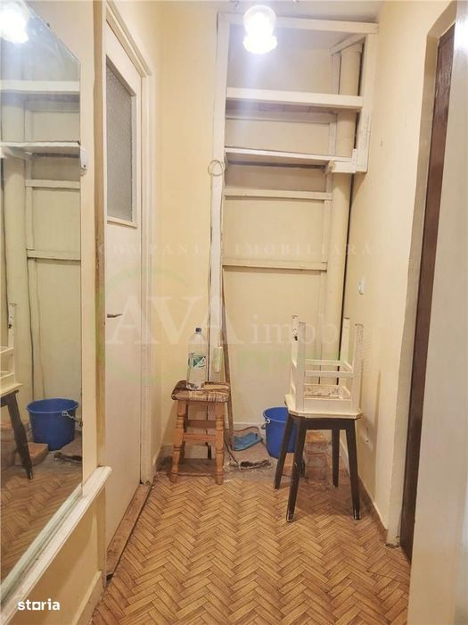 Apartament 2 camere semidecomandat, zona Stadionului