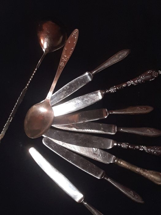 Винтаж мельхиор и нерж ножи столовые