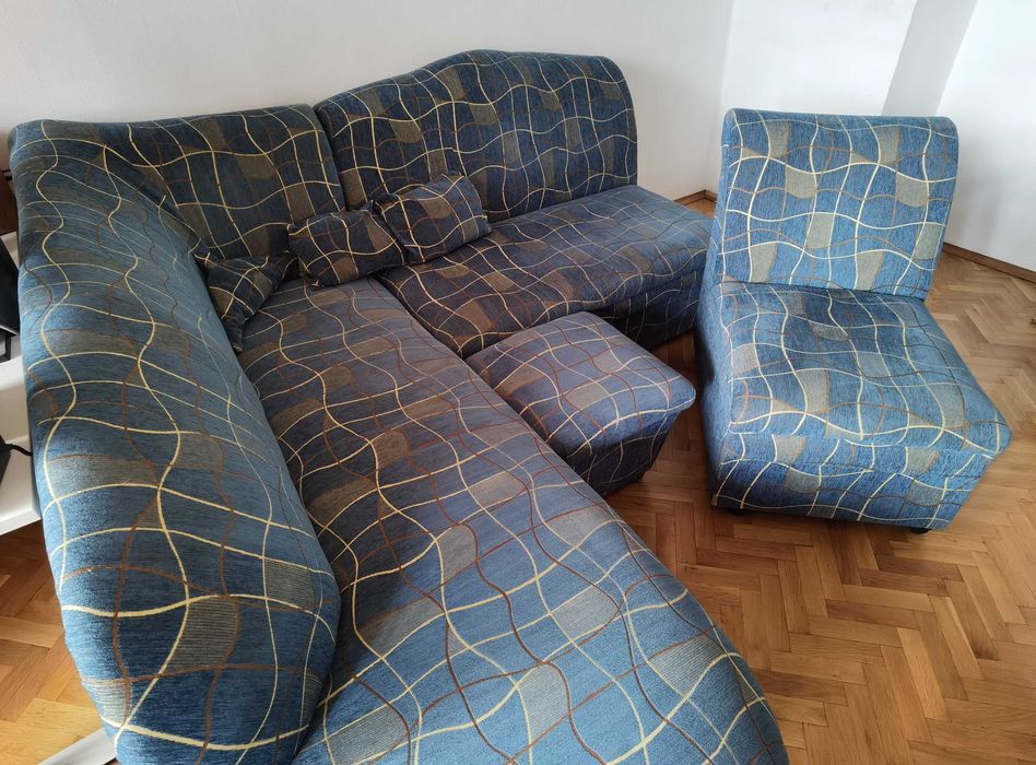 Голям холен диван 2 части, с фотьойл и табуретка, ракла, разтегателен