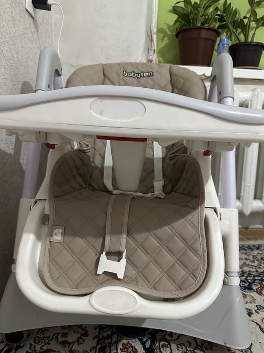 Стульчик для кормления