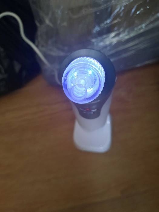 Vand aparat de curatare a fetei