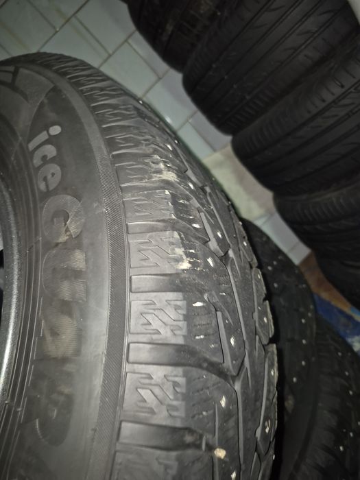 225х70r16 Yokohama  ice guard