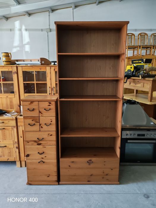 Comoda și biblioteca din Lemn Masiv - Mobila Germania