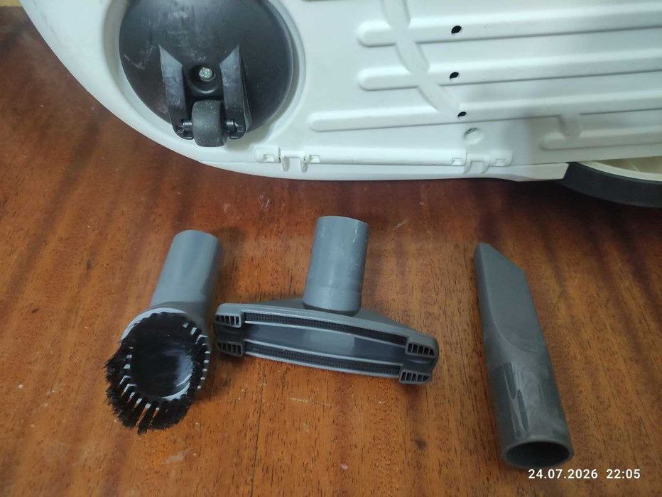 Оригинальный, большой, мощный пылесос zelmer zvc752stru. ака Bosch