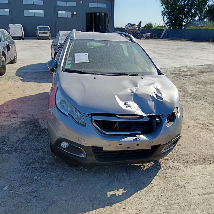 Dezmembrez Peugeot 2008 2014 Hatchback 1,2 vti