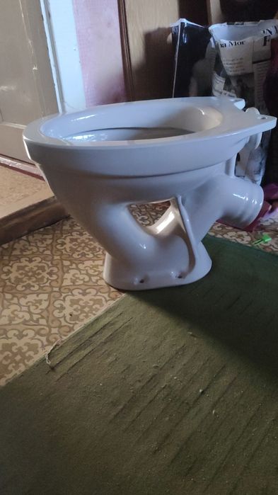 Унитаз новый без бочка