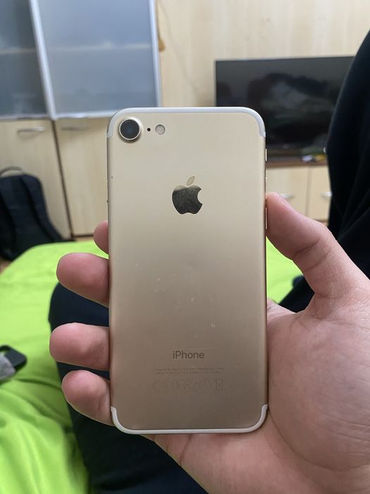 Iphone 7, 128 гб в отличном состоянии
