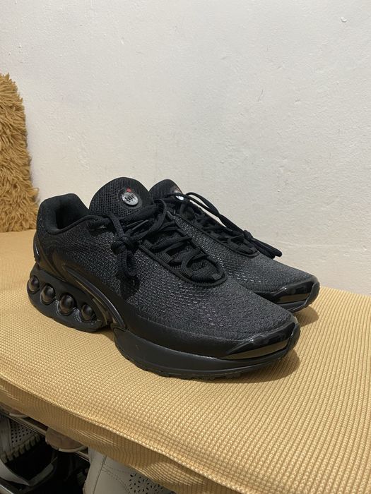 Nike Air Max Dn Обувки