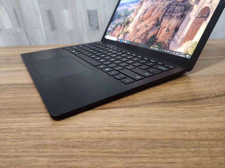 Microsoft Surface Laptop 4