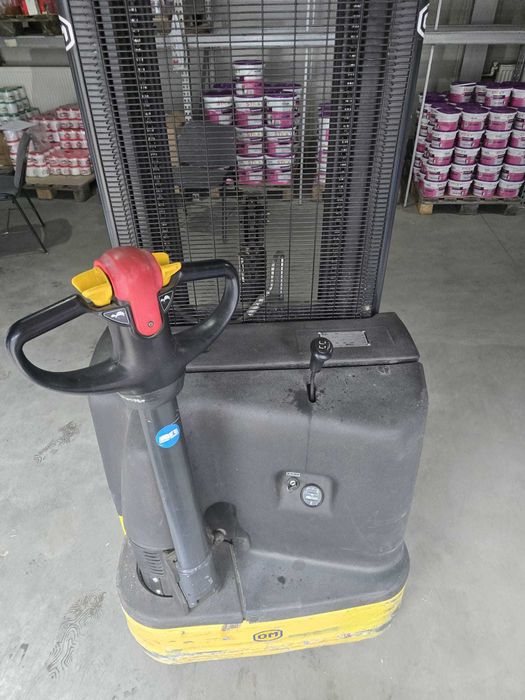 Transpalet electric