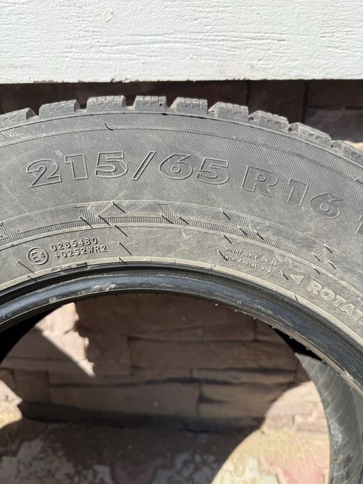 Шины Nokian шипованные R16