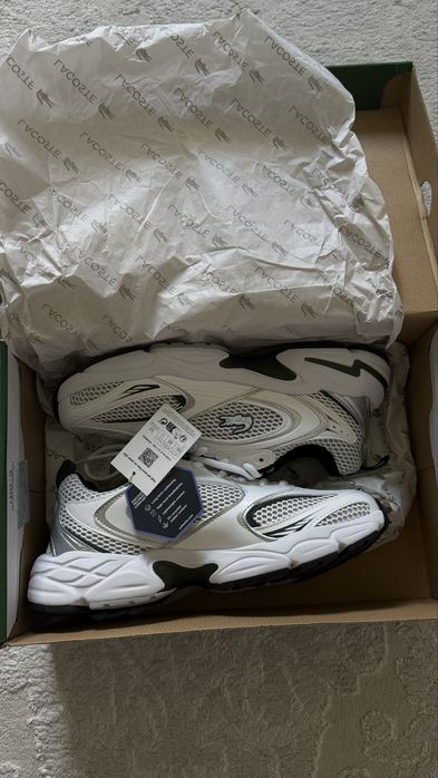 Продам Кроссовки Lacoste оригинал