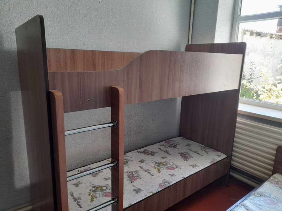 Кровать двухярусная