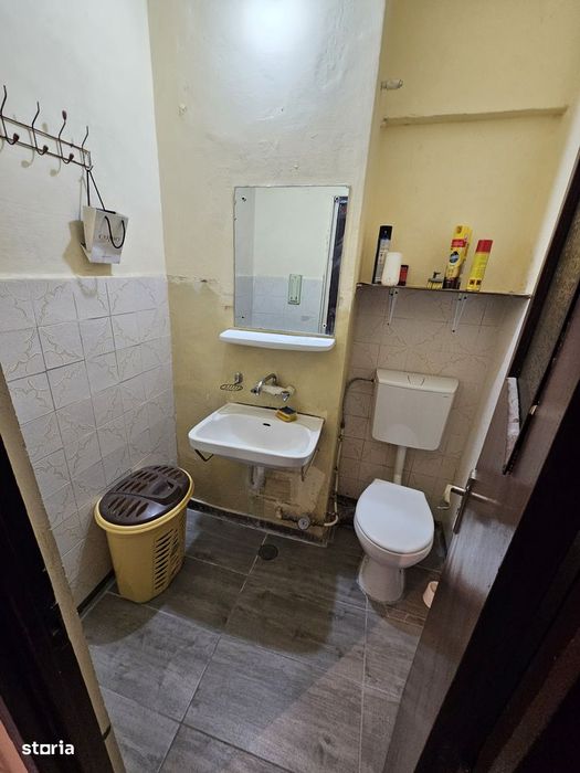 Vand ap cu 3 camere zona Posta 4