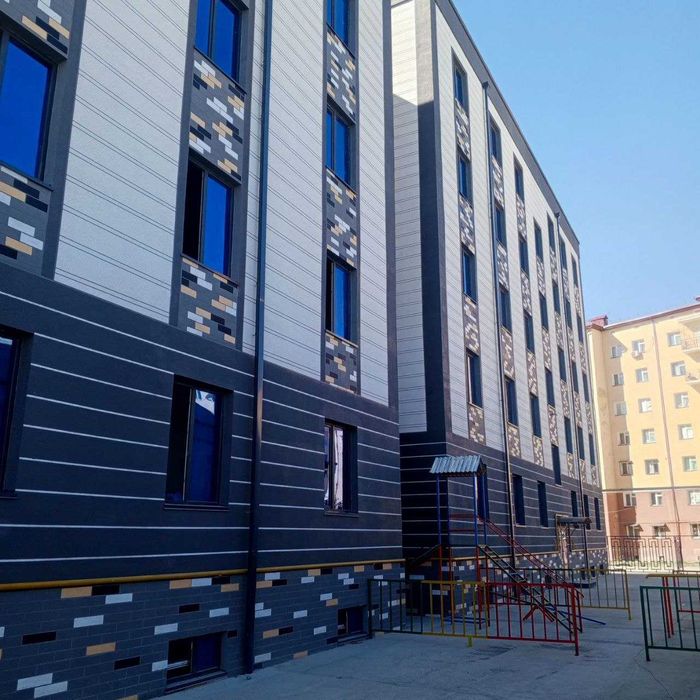 1 xonali uy sotiladi