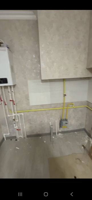 Sino zavod oldida 2 xonali uy