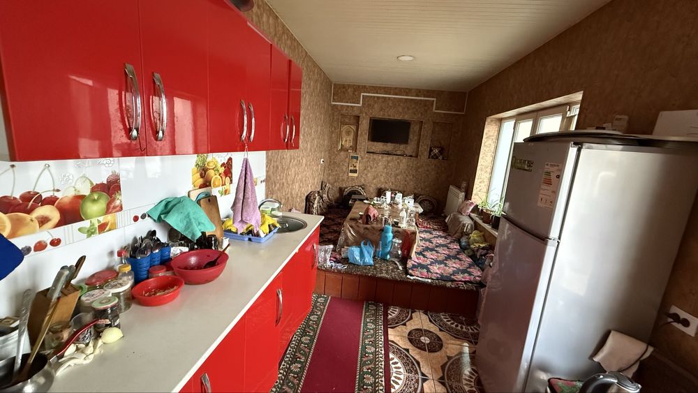 Olmazor tumani taraqqiyot mahallasida 2 sotx hovli sotiladi 147 000$