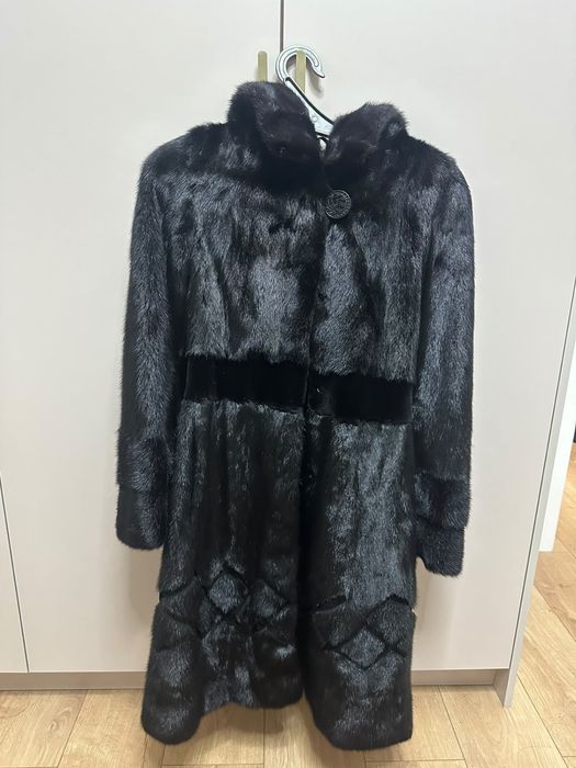 Продам норковую шубу