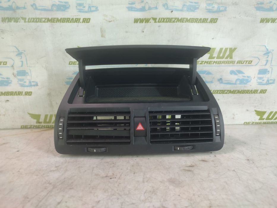 Grila ventilatie bord 1z0820951 Skoda Octavia 2 (facelift) (2008 - 2013) 1.4 tsi CAXA 1.4 tsi CAXA