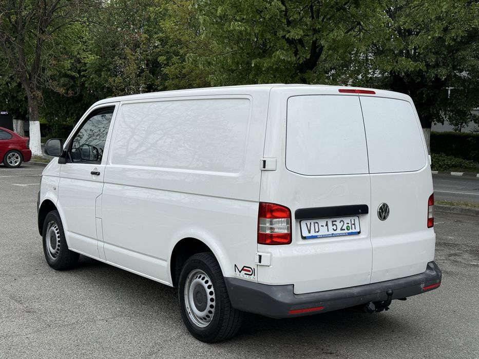 VW Transporter T5 2.0 Tdi Euro 5 cu 3 Locuri si Marfa