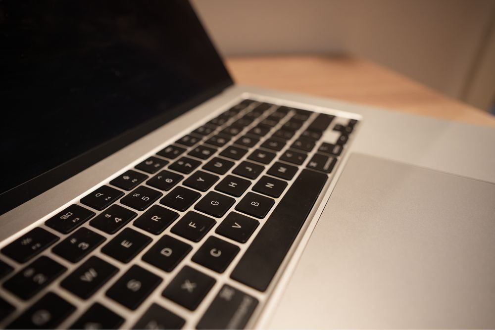 Macbook M3 Air 15”, 16GB Ram, 256GB SSD