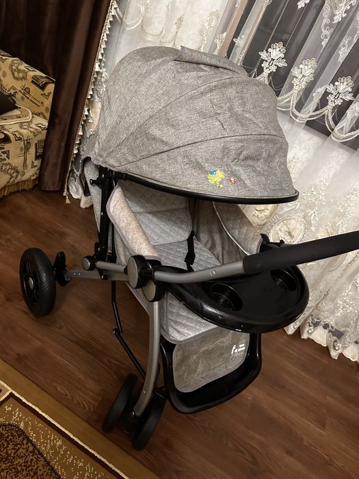 Коляска в хорошем состоянии