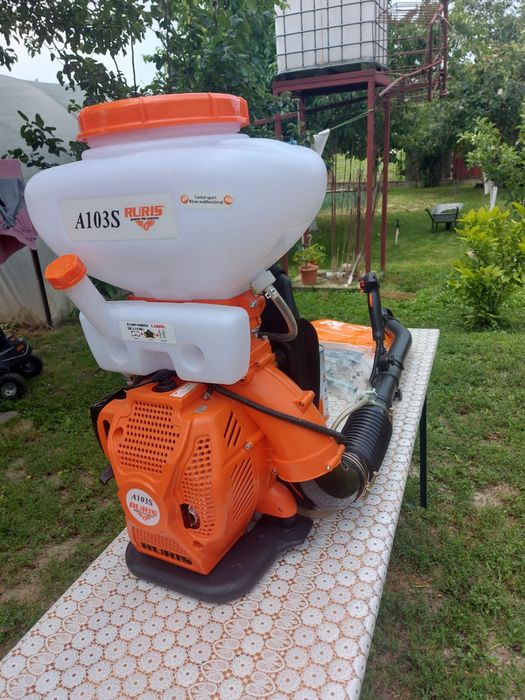 Atomizator pentru stropit pomii din livadă