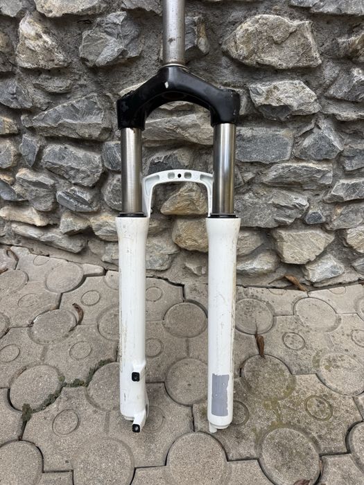 Furcă MTB SR Suntour XCT 011 Series – stare bună