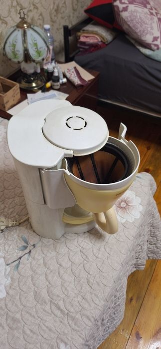 Капельная кофеварка серии Philips Cucina, модель HD7502