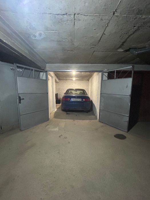 Дава се под наем Гараж / Паркомясто в Пловдив, Младежки Хълм - 22 кв.м за 69.36 € - Снимка #1