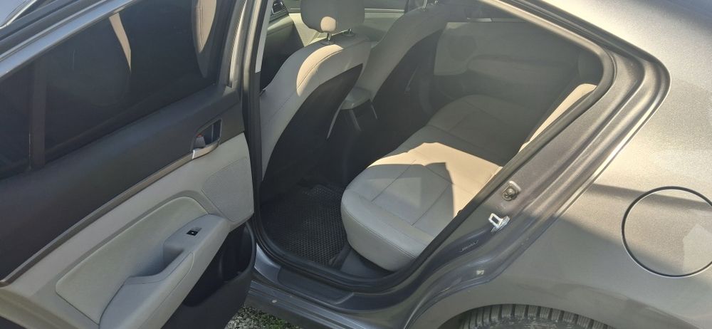 Продам хендай элантра 2018