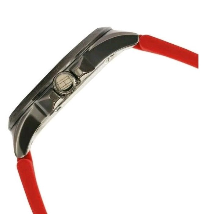 Часы мужские кварцевые