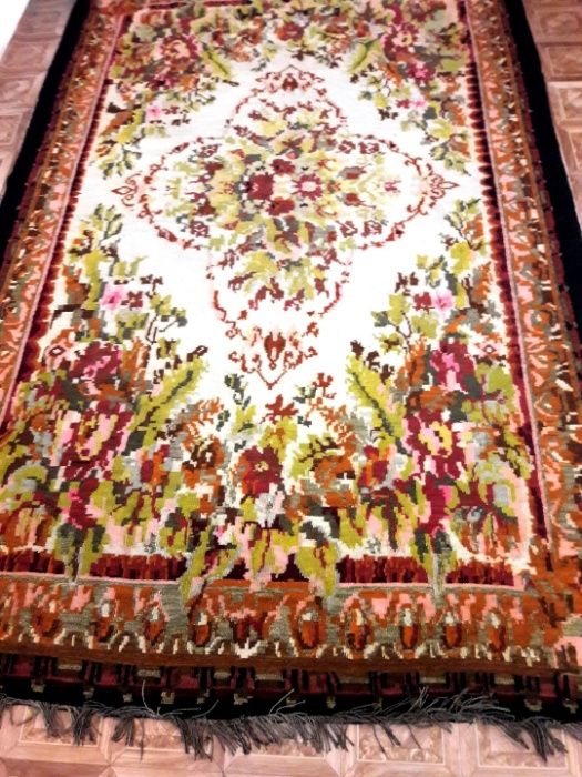 Covor Unicat  manual lăna ucrainean, lucrat manual, pentru colectionar