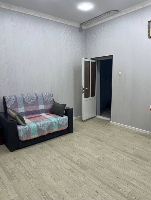 Центр! ВЫСОКОПОТОЛОЧКА!  3 комн!