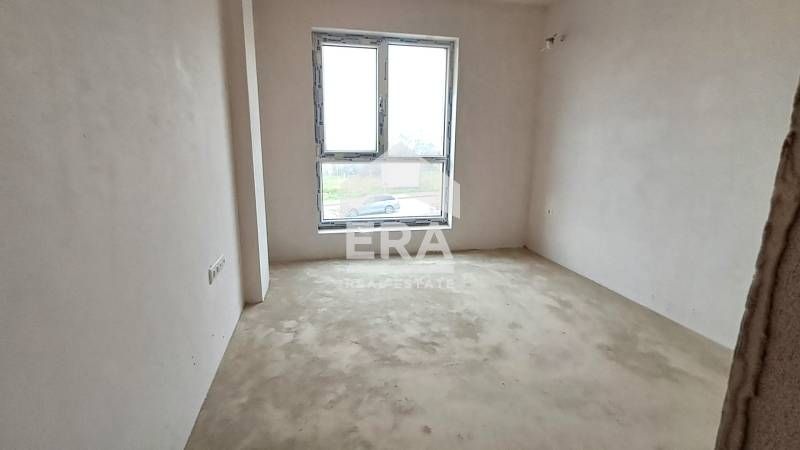 Продава се Тристаен апартамент в Варна, Цветен квартал - 91 кв.м за 869 €/кв.м - Снимка #7