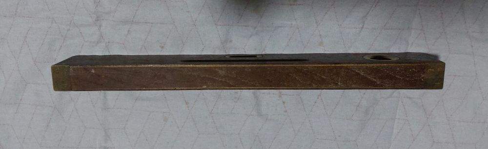 Boloboc vechi din lemn