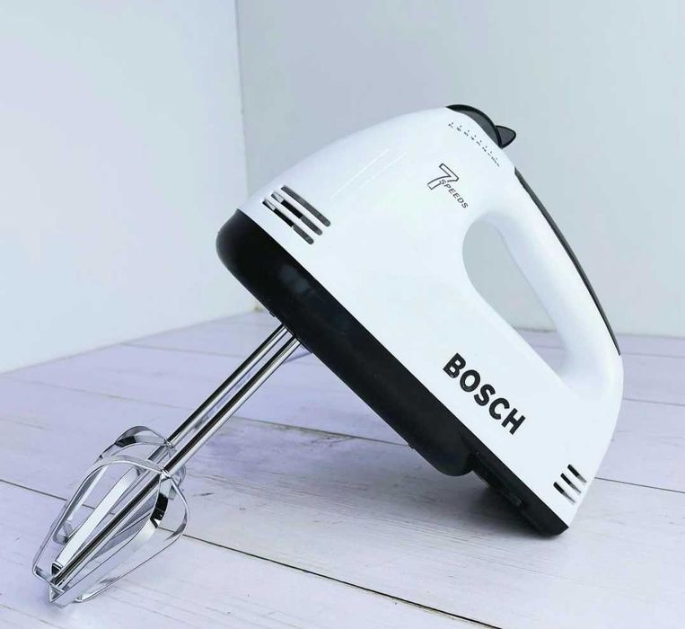 Миксер ручной кухонный Bosch HE-133.