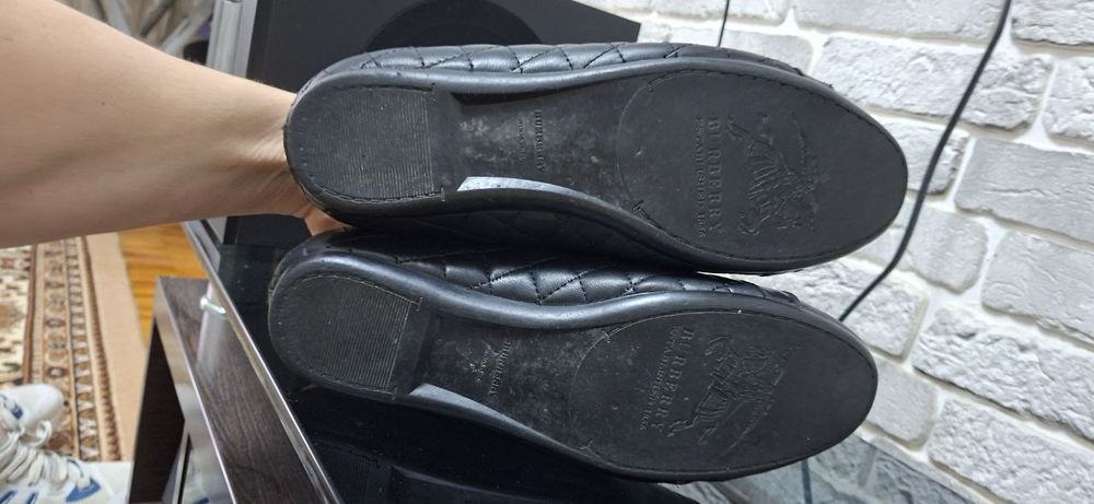 Оригинальные кроссы Burberry