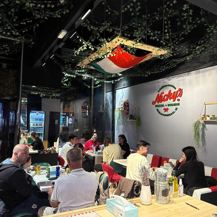 Canapele modulare, fotolii- Bar, Cafenea, Fast food, Pizzerie