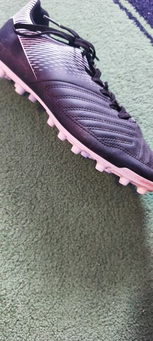 Ghete fotbal cu crampoane turnate