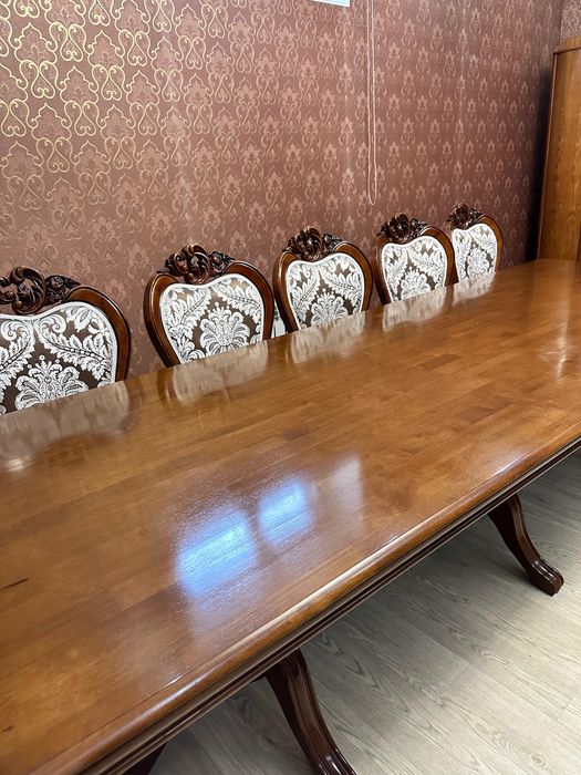 Продам стол со стульми 12шт