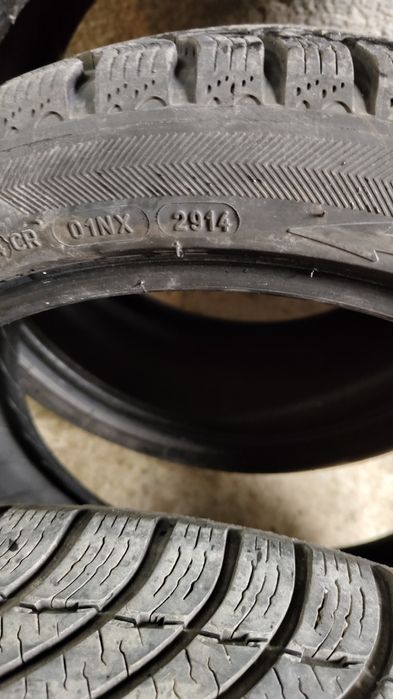 Зимни гуми 225/40 R18