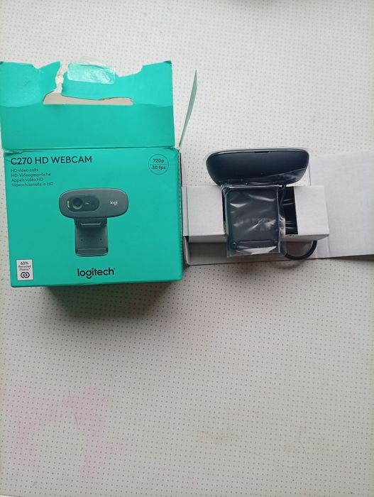 Vând camera web  mai multe detalii la telefon