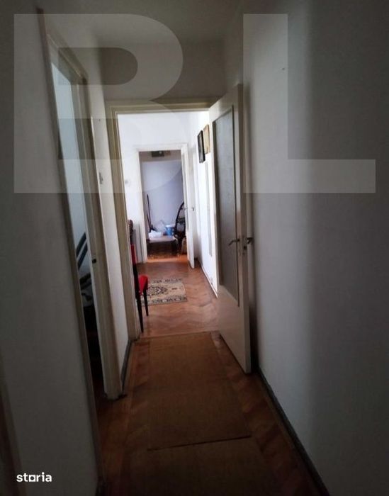 Inchiriez apartament 4 camere!