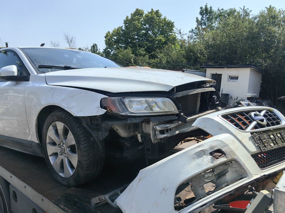 Volvo V70 BW 2.0 136hp на части